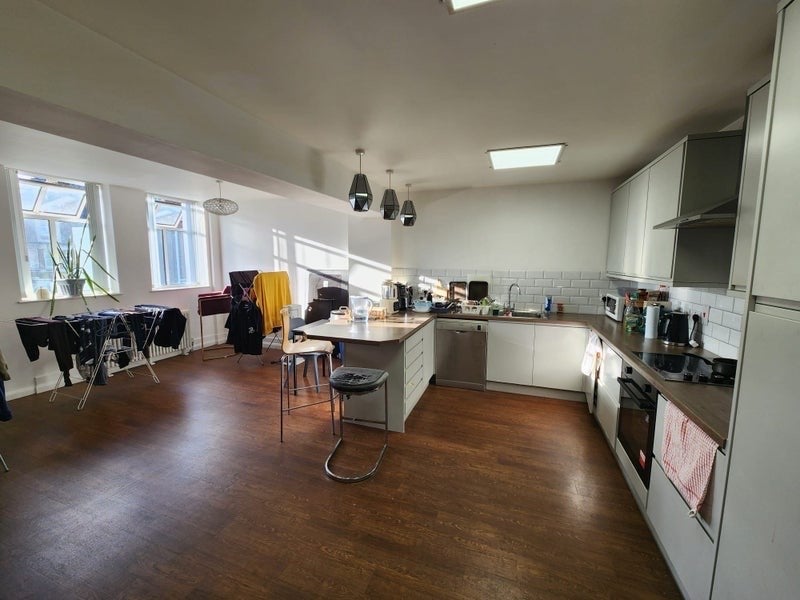 Room Lewisham High Street in Greater London