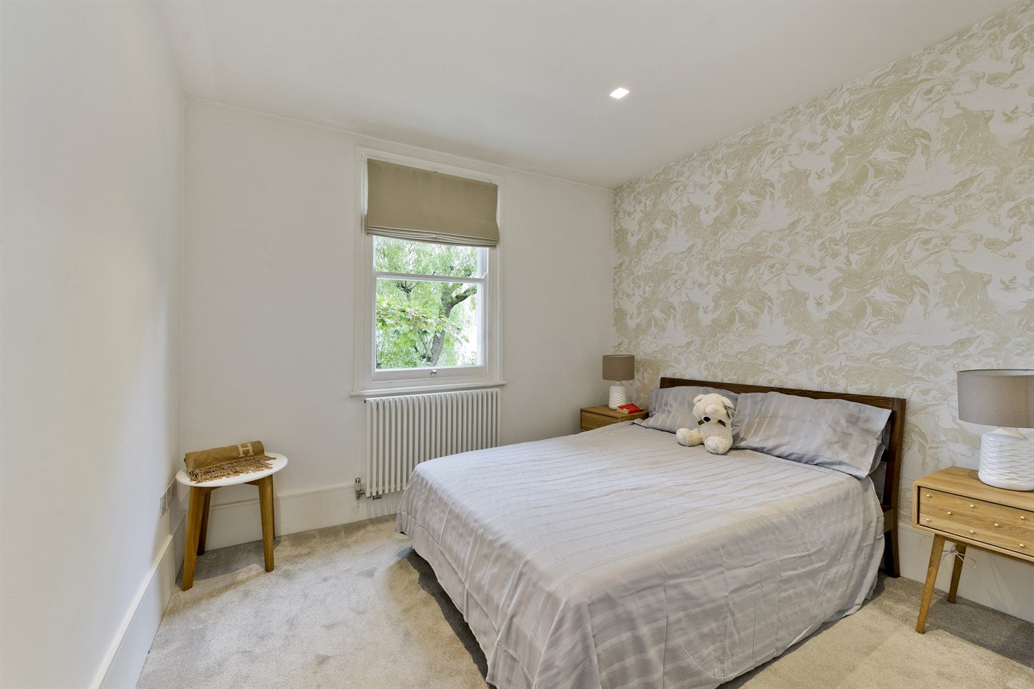 Flat Blenheim Crescent in Greater London