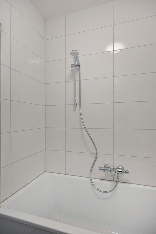 Appartement te huur: Lange Hilleweg 209B-01, Rotterdam