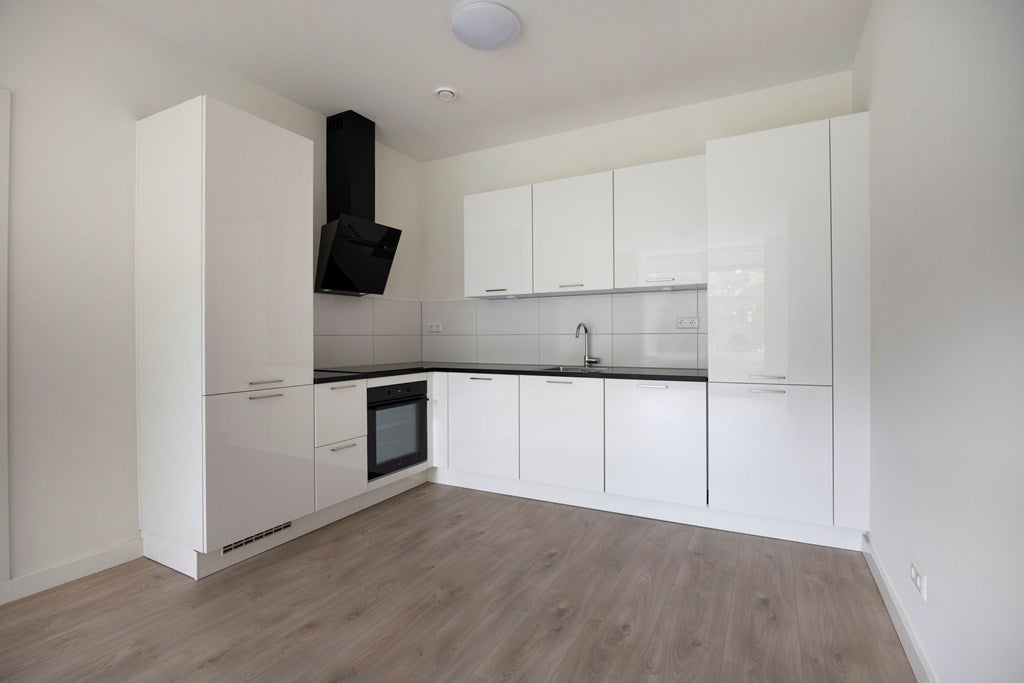 Appartement te huur: Lange Hilleweg 209B-01, Rotterdam