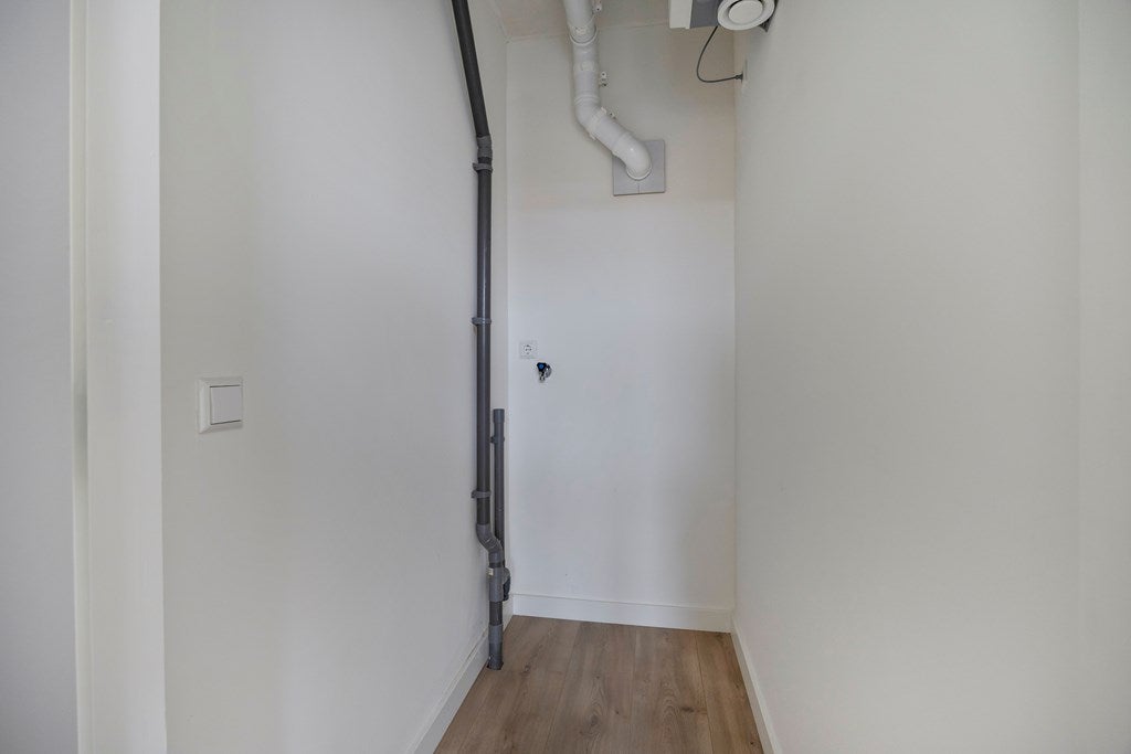 Appartement te huur: Lange Hilleweg 209B-01, Rotterdam