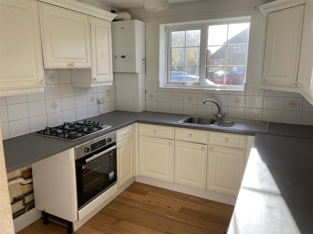 Flat Furzedown in Arun