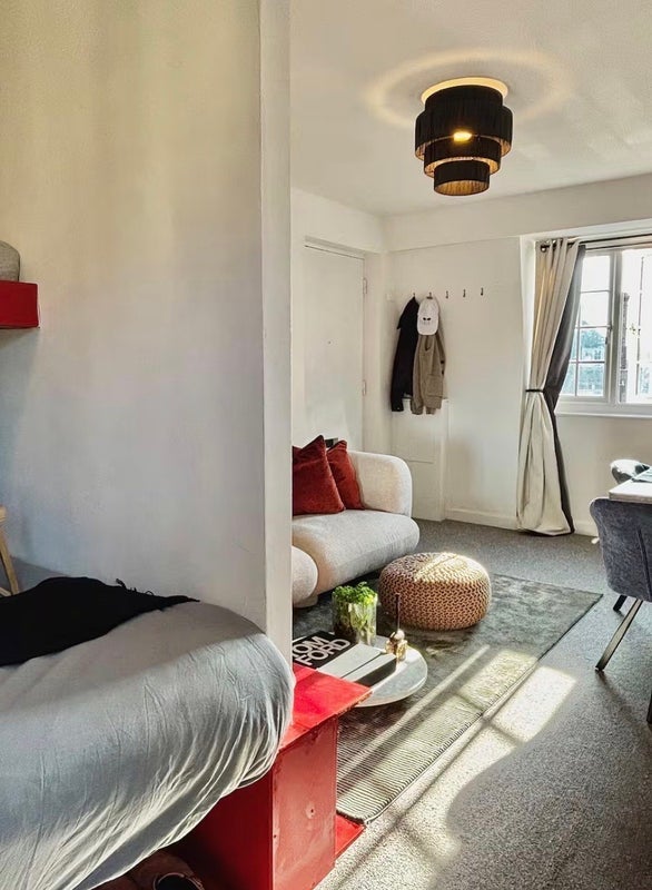 Flat Ebury Street in City of Westminster