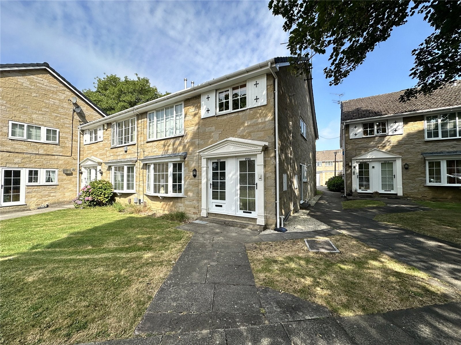 Flat Scott Hall Road in Leeds