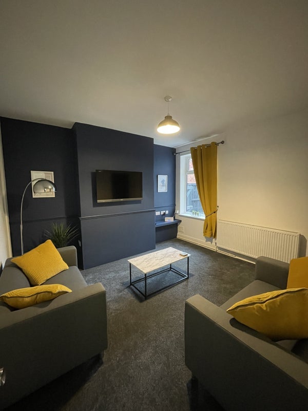Room Goldsmith Street in Mansfield Woodhouse