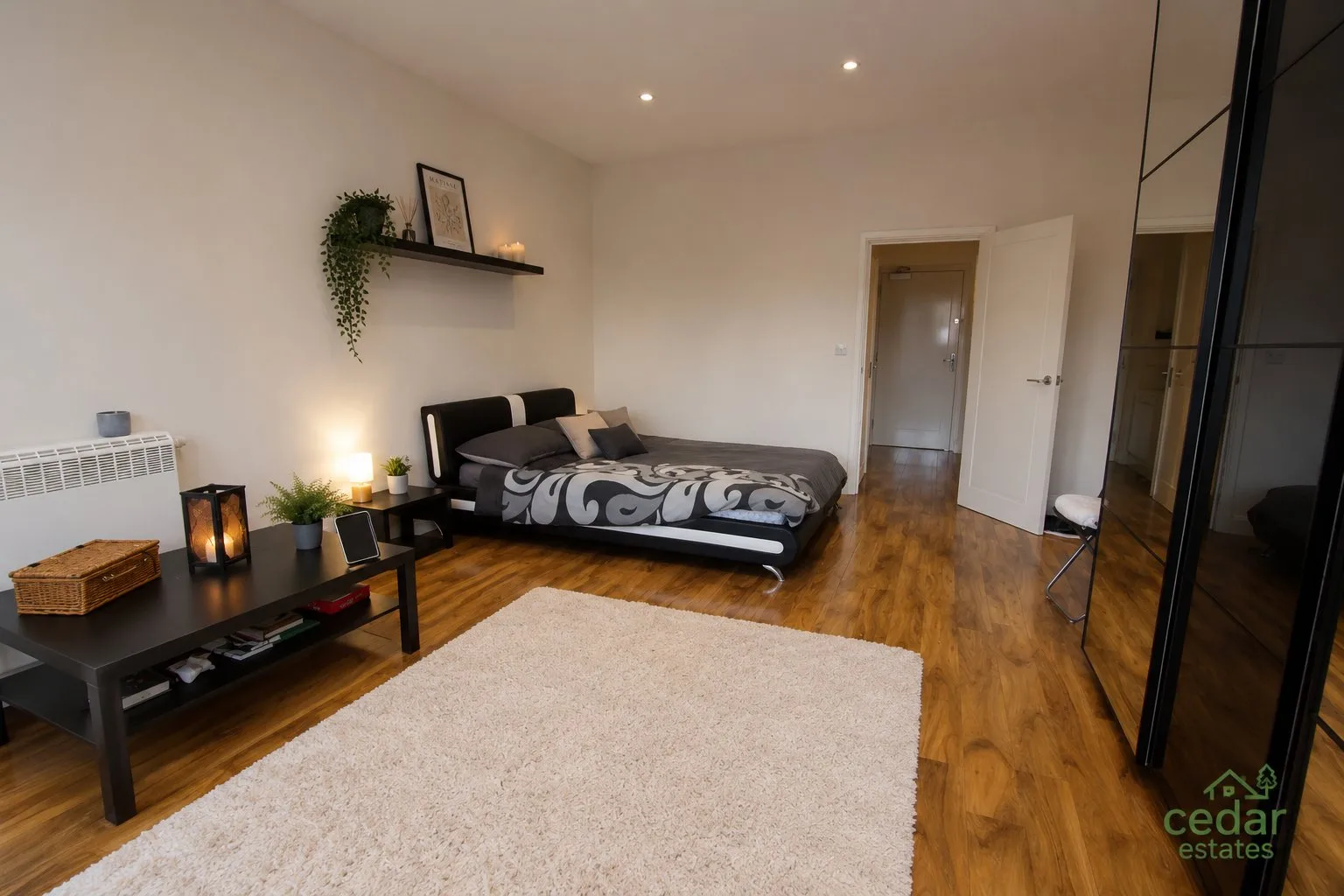 Flat Imperial Drive in Greater London