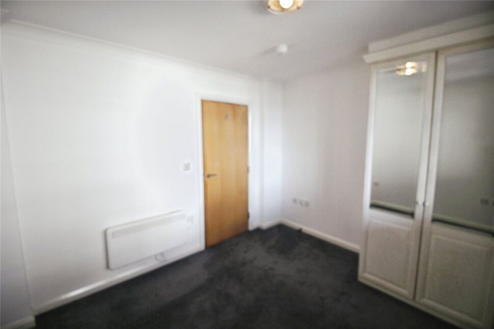 Flat Alençon Link in Basingstoke and Deane