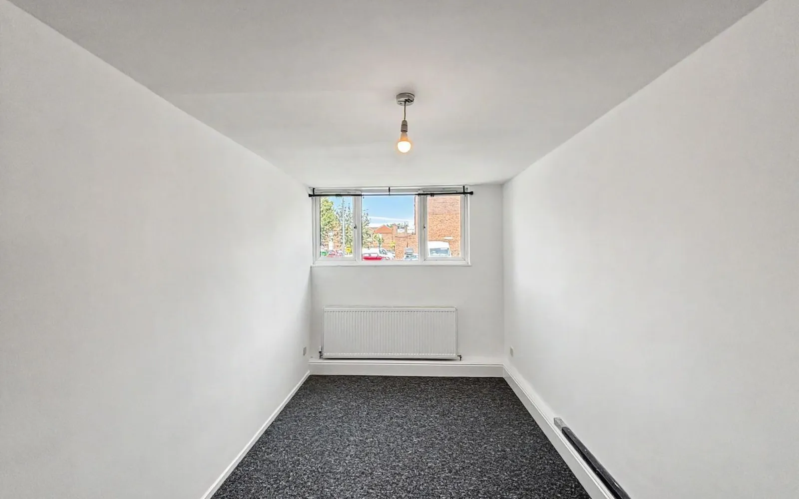 House Owen Way in Greater London