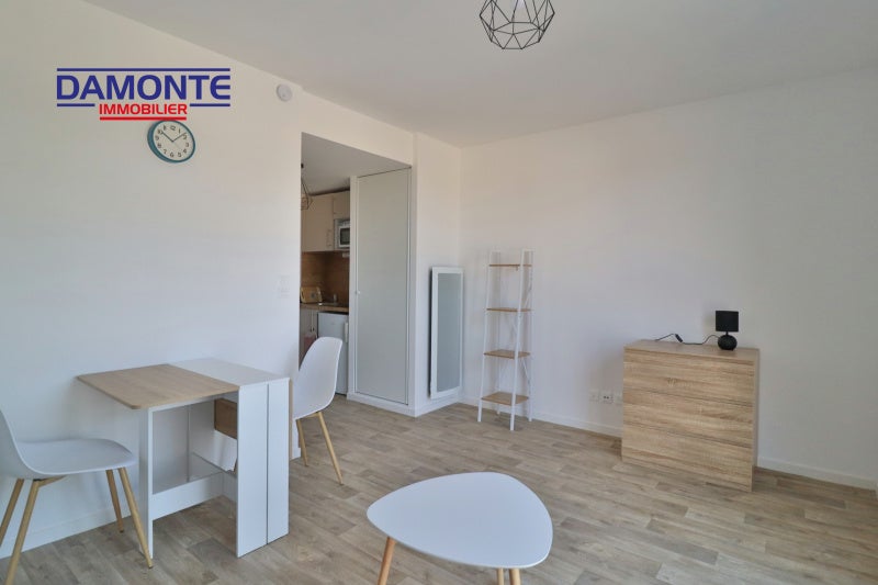 Room Avenue Anatole France in Troyes