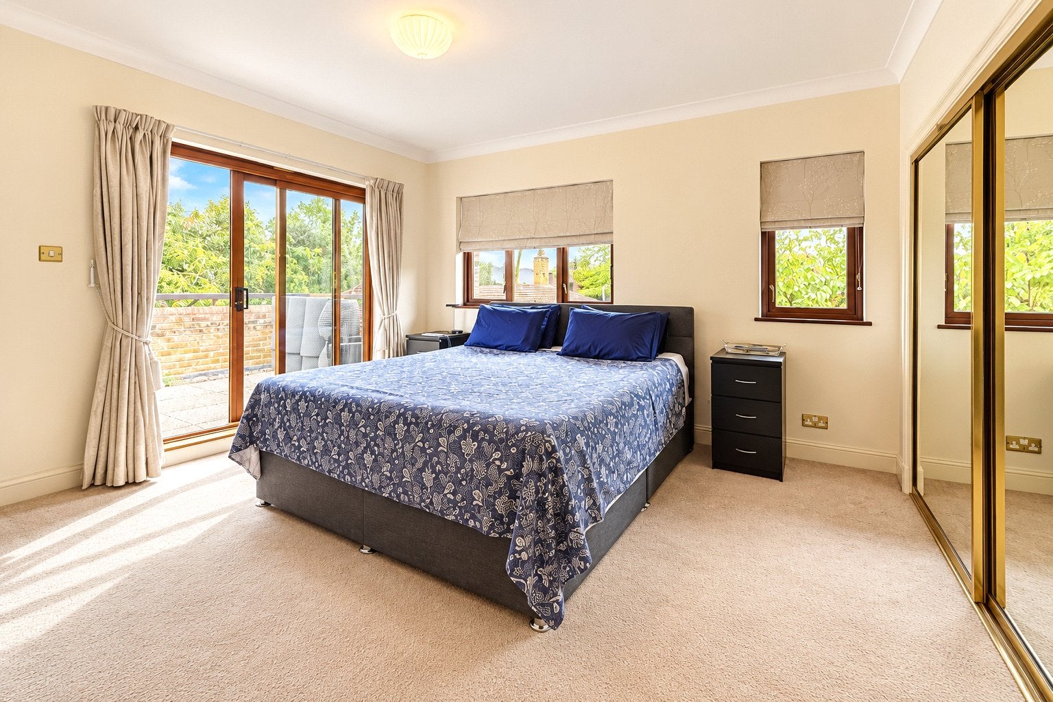 Flat The Gables in Elmbridge