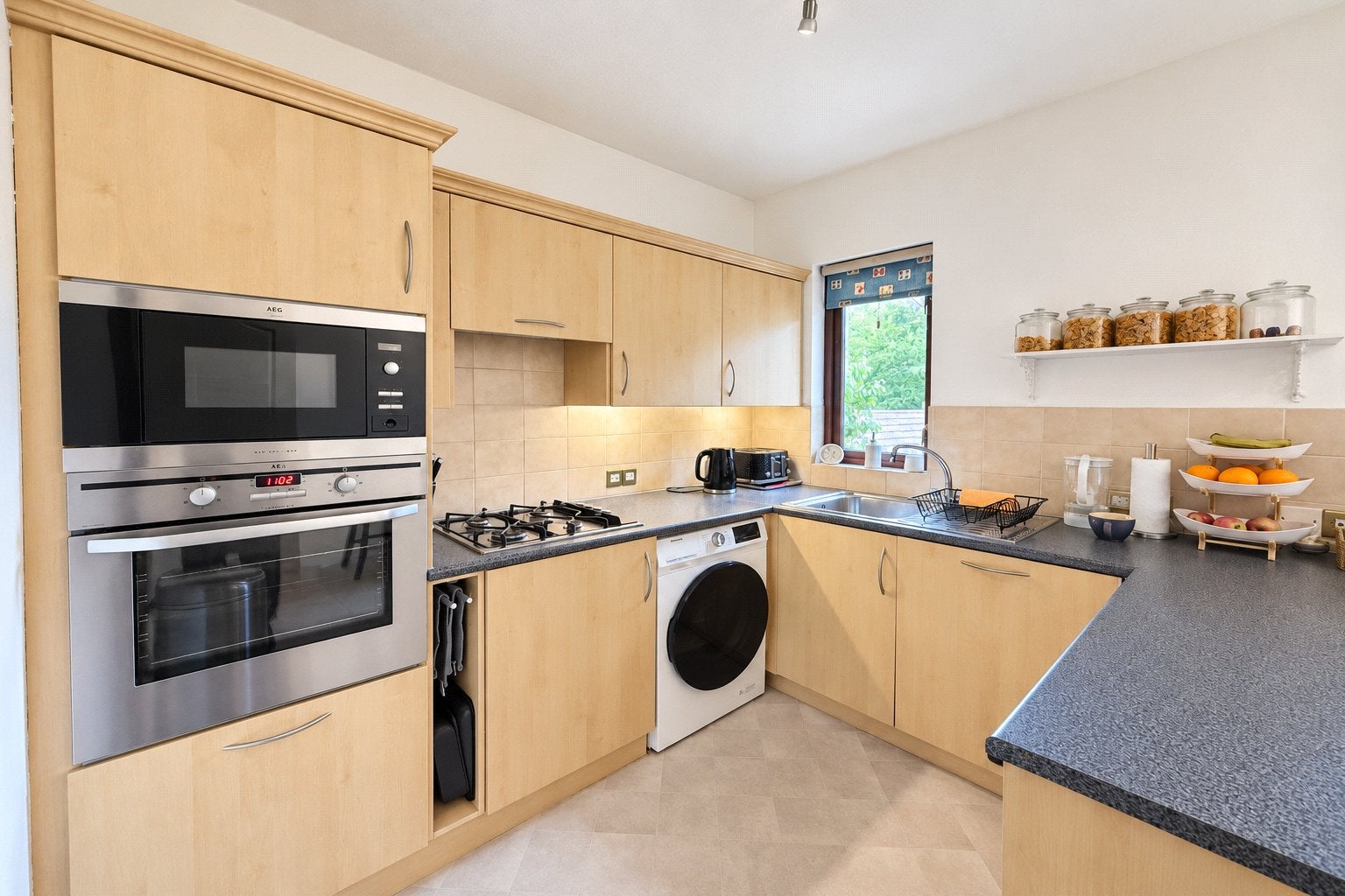 Flat The Gables in Elmbridge