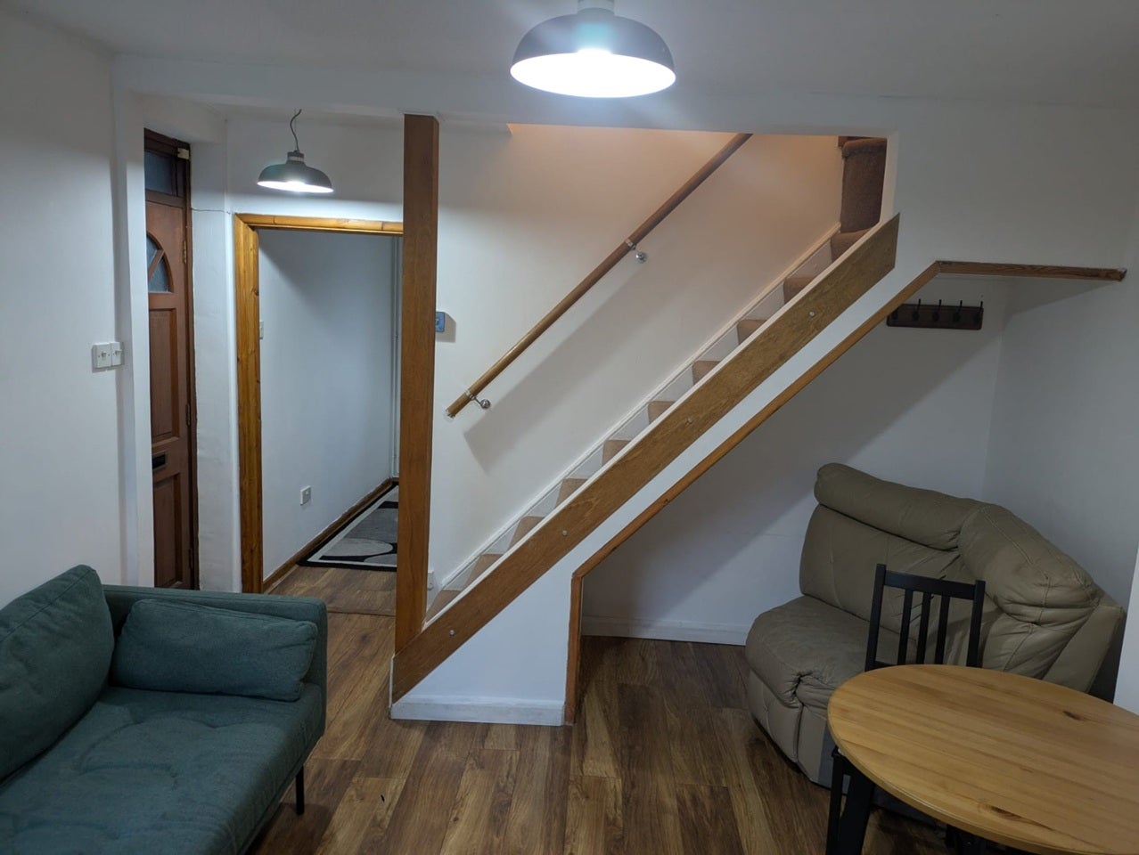 Room Machen Place in Cardiff