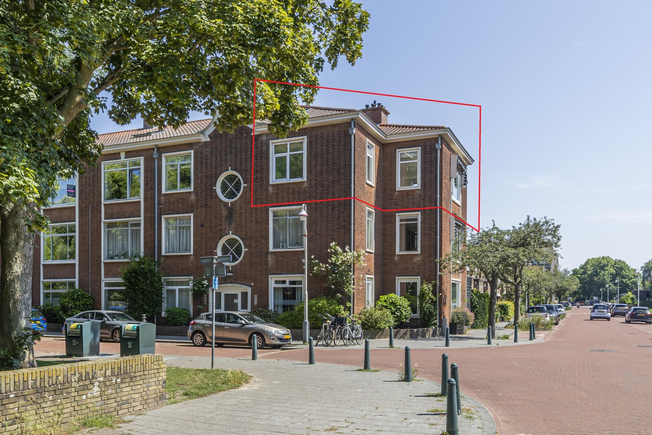 Appartement Aronskelkweg 272 in Den Haag