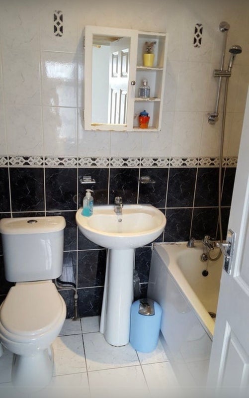 Room Frith Road in Greater London