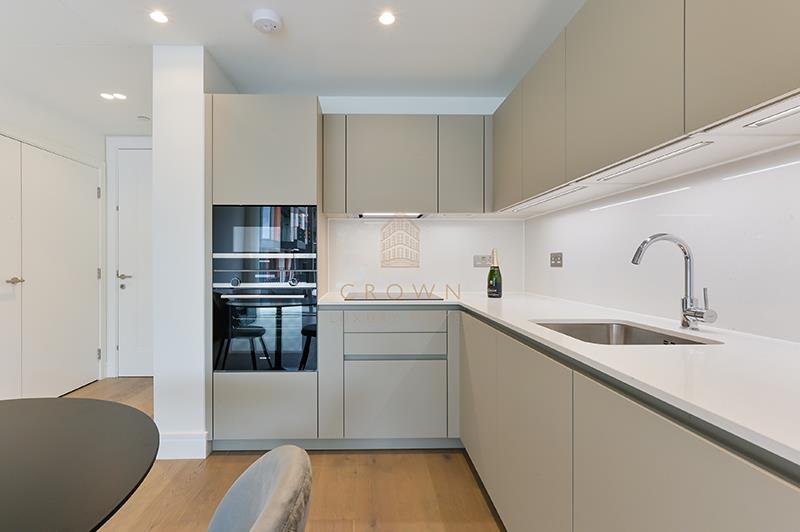 Flat Essex Place in Greater London