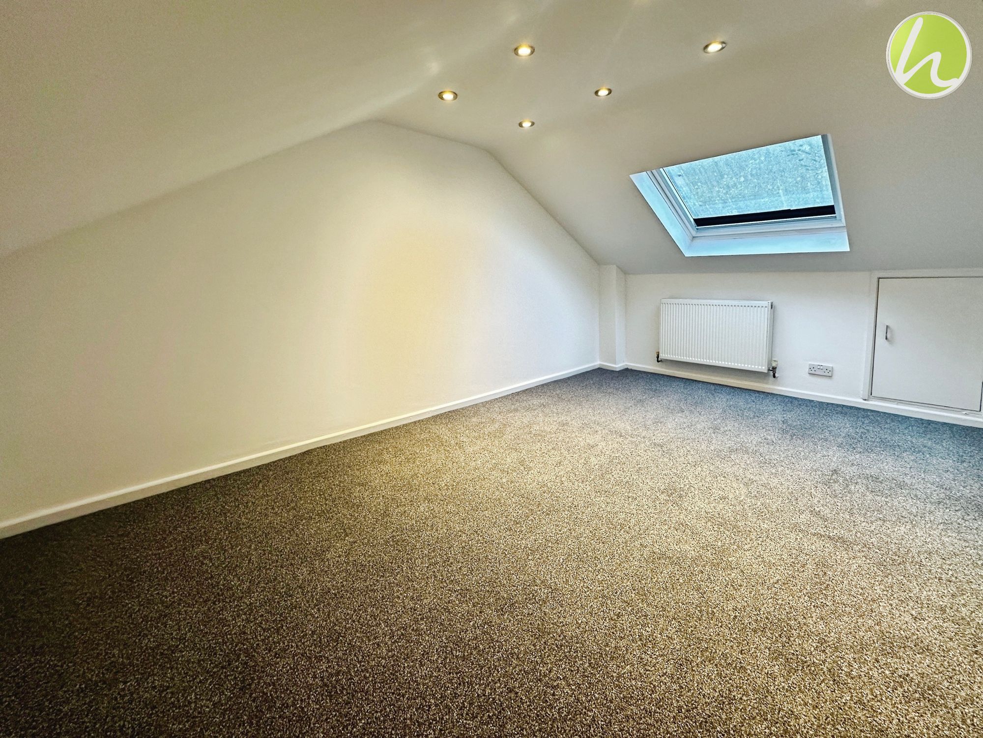 Flat Bankfoot in Grays