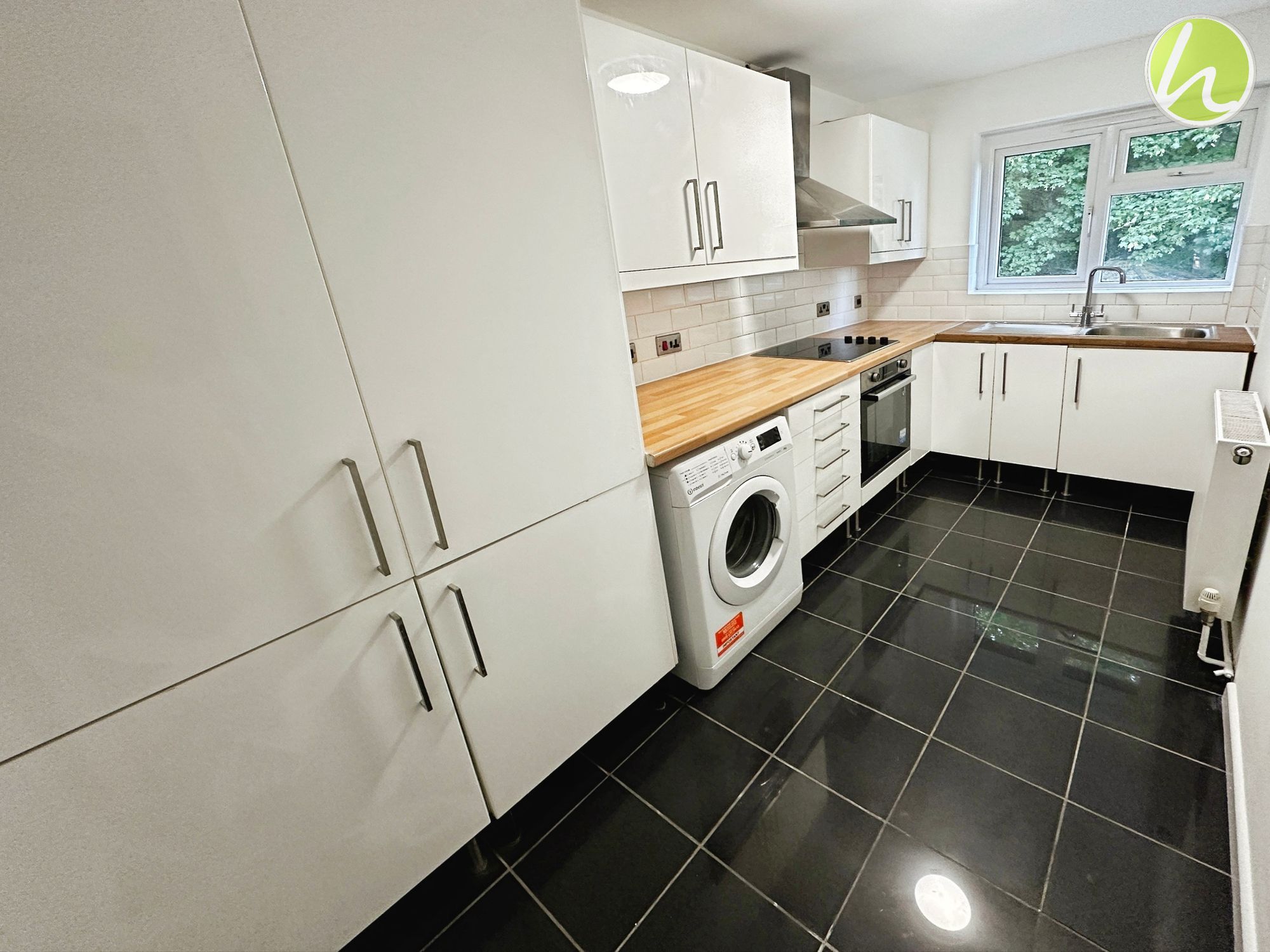 Flat Bankfoot in Grays