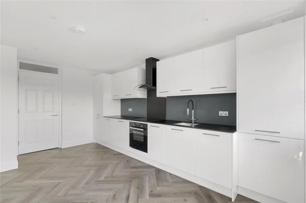 Flat Samira Close in Greater London