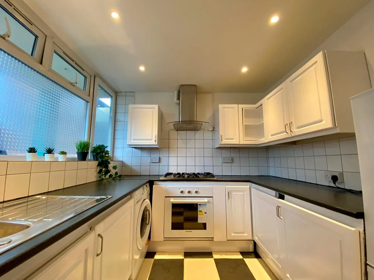 Flat Conington Road in Greater London