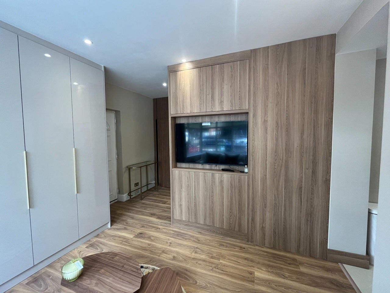 Flat Carlton Avenue East in Greater London