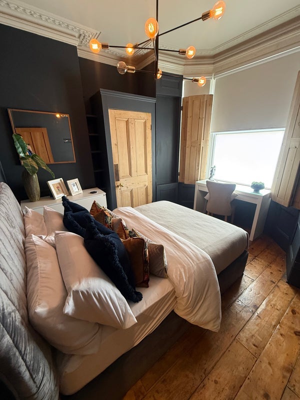 Room Wandsworth Road in Greater London