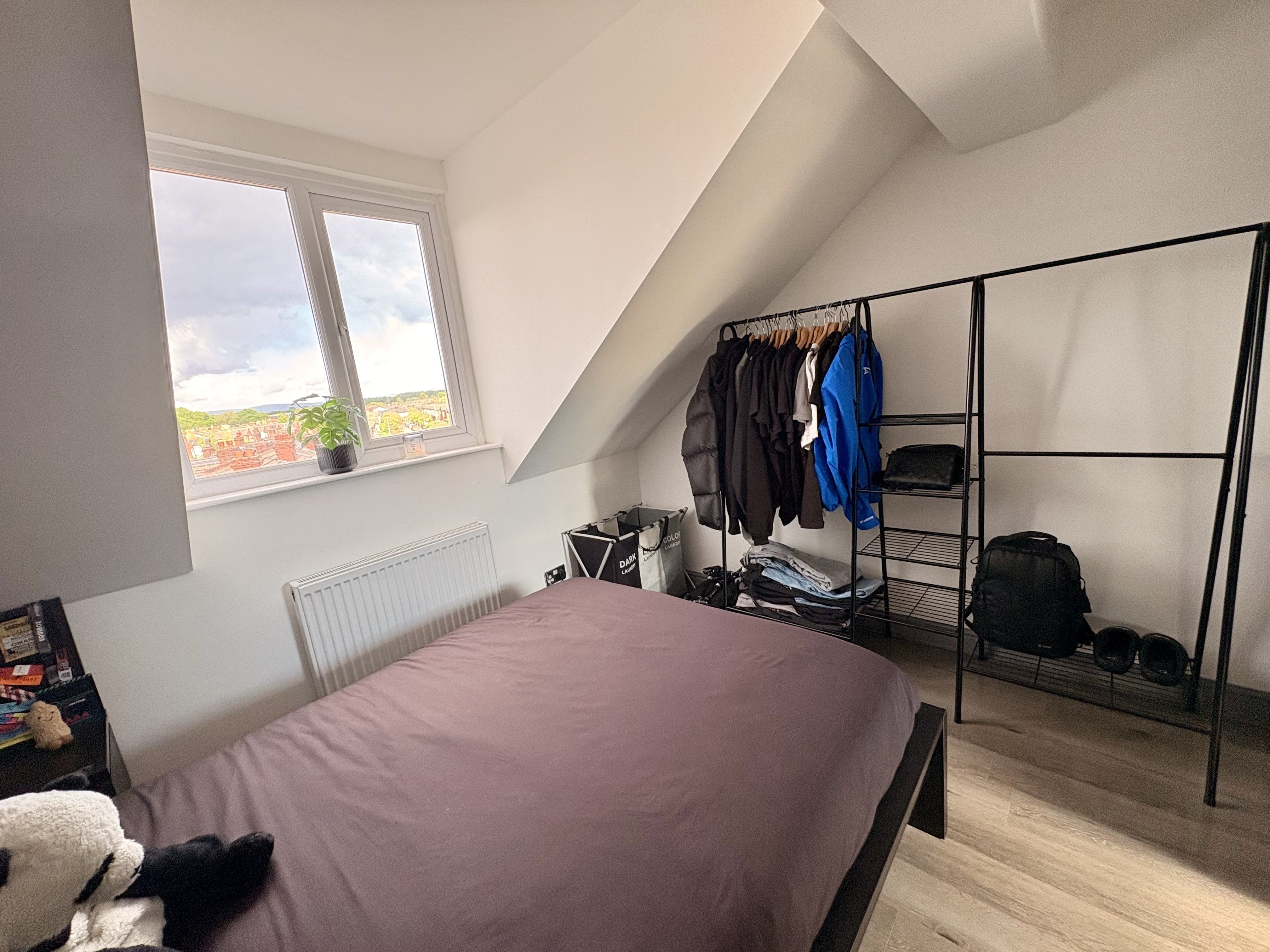 Flat Langdale Avenue in Manchester