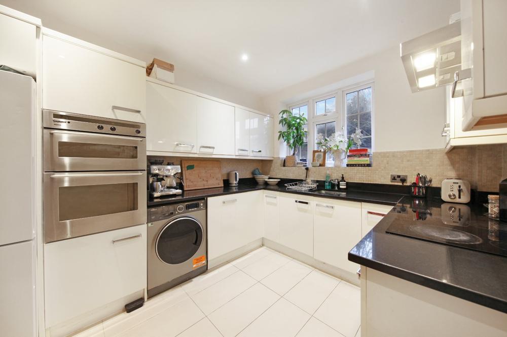 Flat Old Marylebone Road in City of Westminster