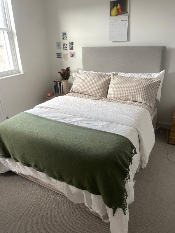 Room Wandsworth Road in Greater London