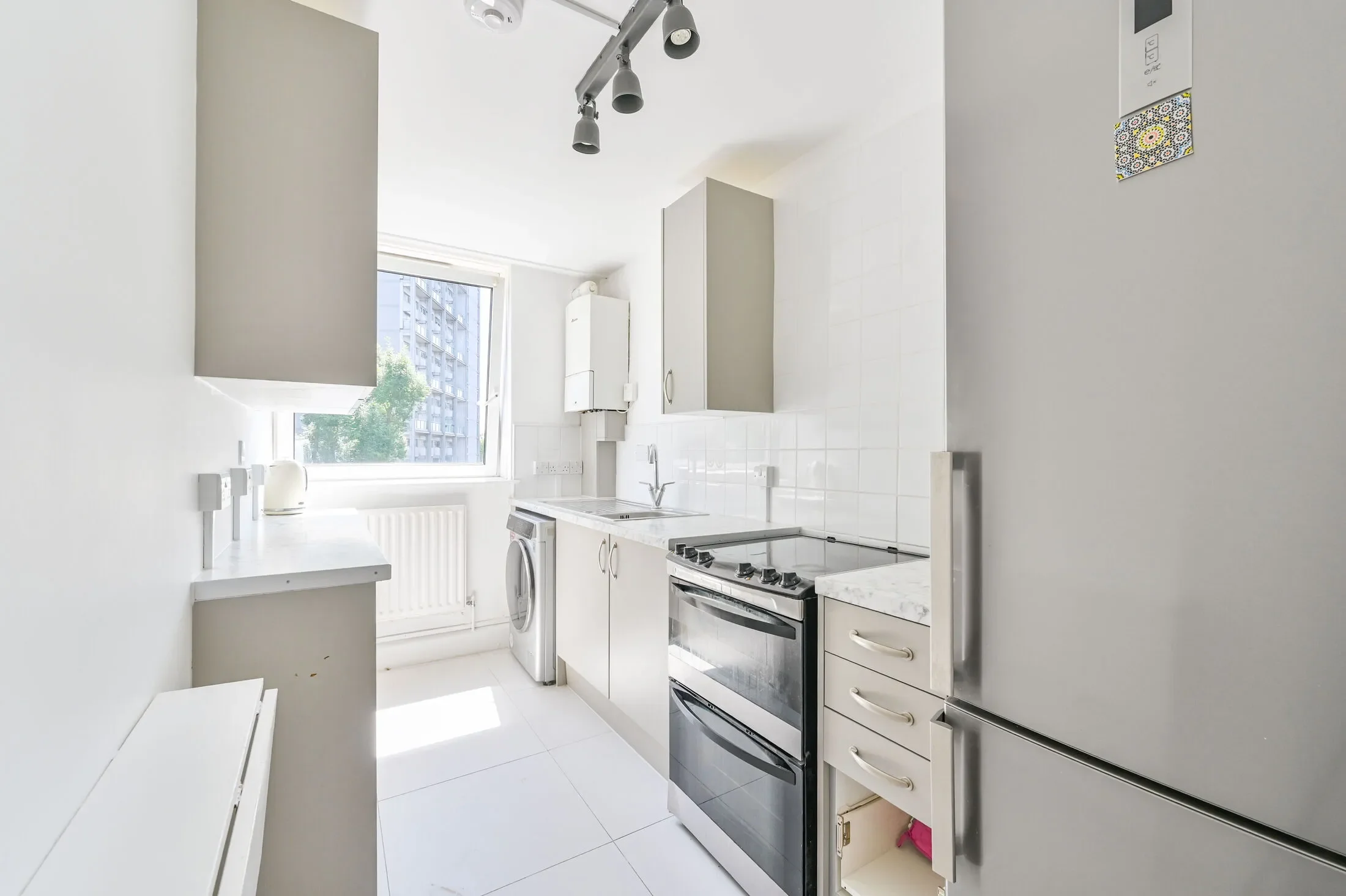 Flat Aldsworth Close in City of Westminster