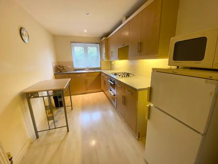 Flat Bloomfield Close in Cheadle Hulme