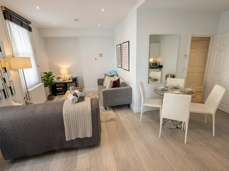 Flat New Row in City of Westminster