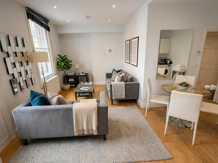 Flat New Row in City of Westminster