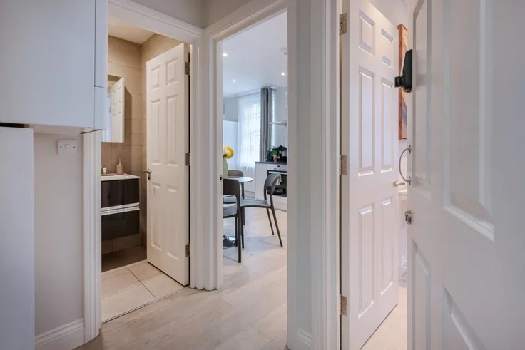 Flat New Row in City of Westminster