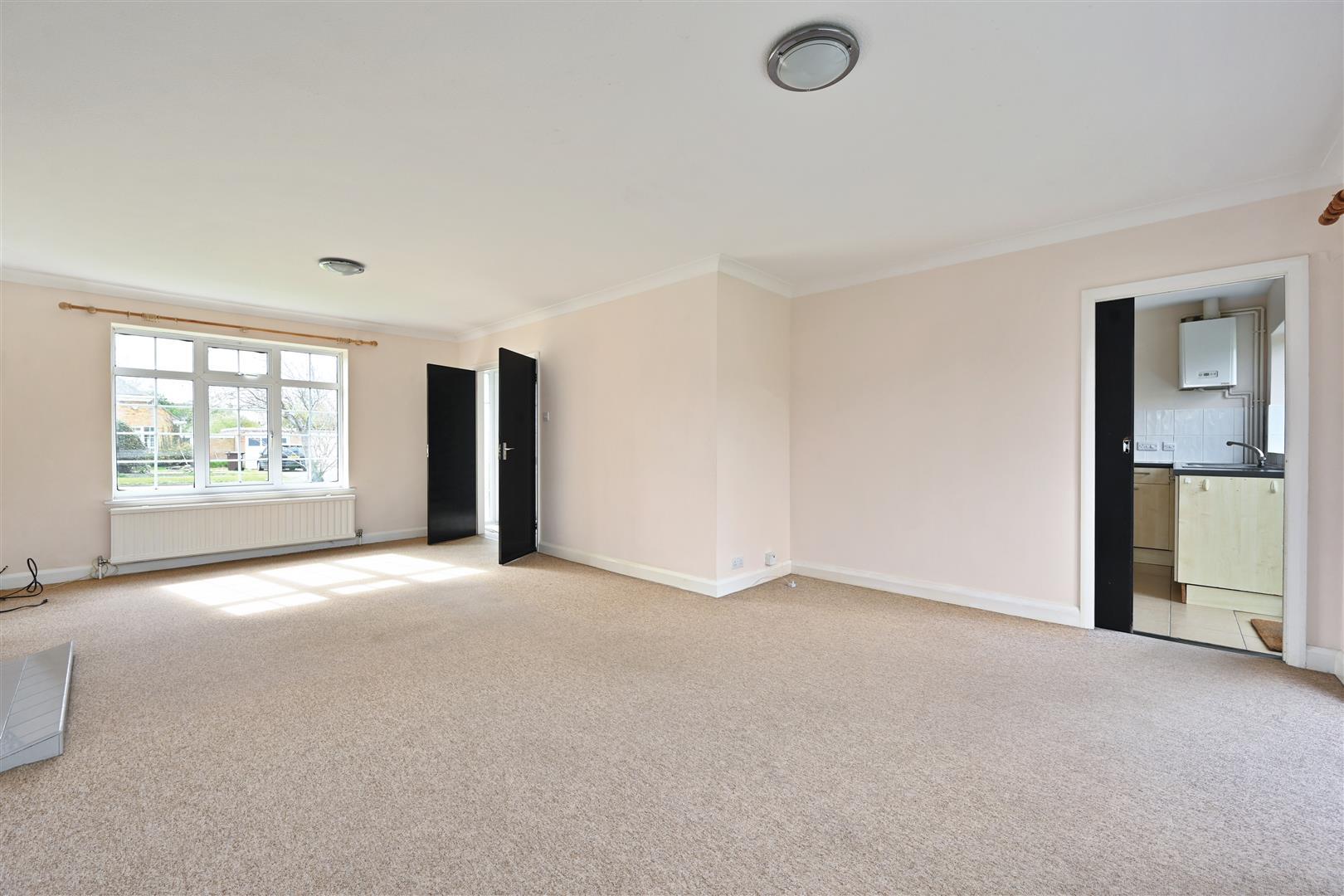 House Jevington Close in Rother