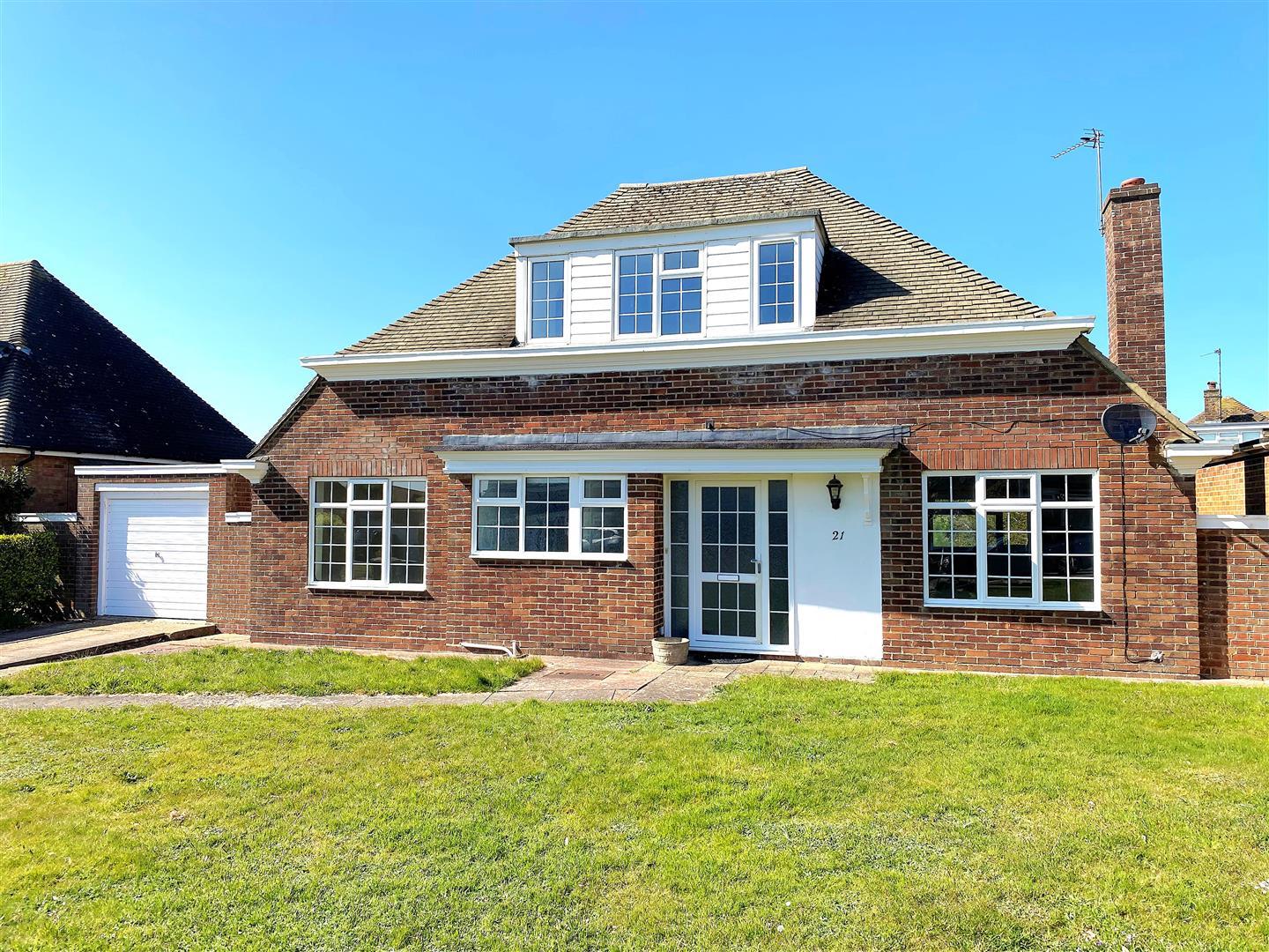 House Jevington Close in Rother