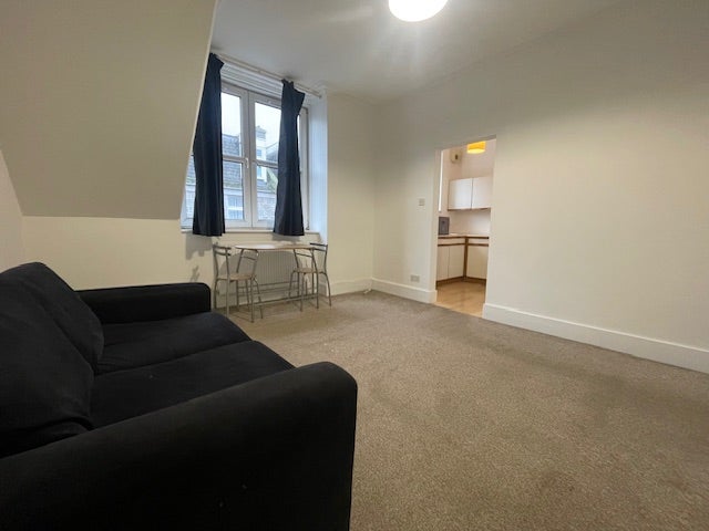 Flat Ashvale Place in Aberdeen City
