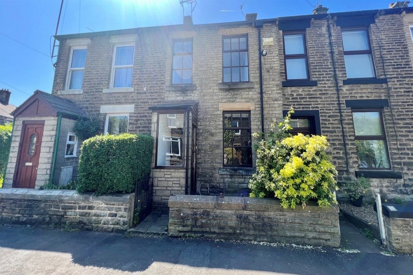 House Shrewsbury Street in High Peak