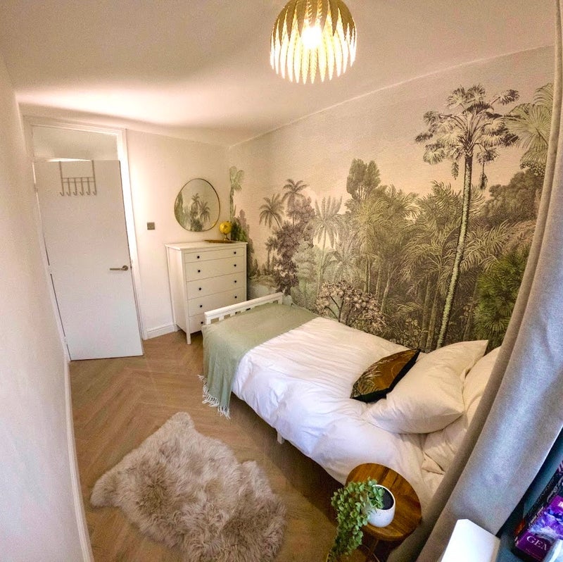 Room Canton Street in Greater London