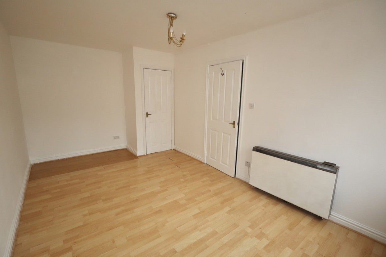 Flat Longbridge in Shepton Mallet