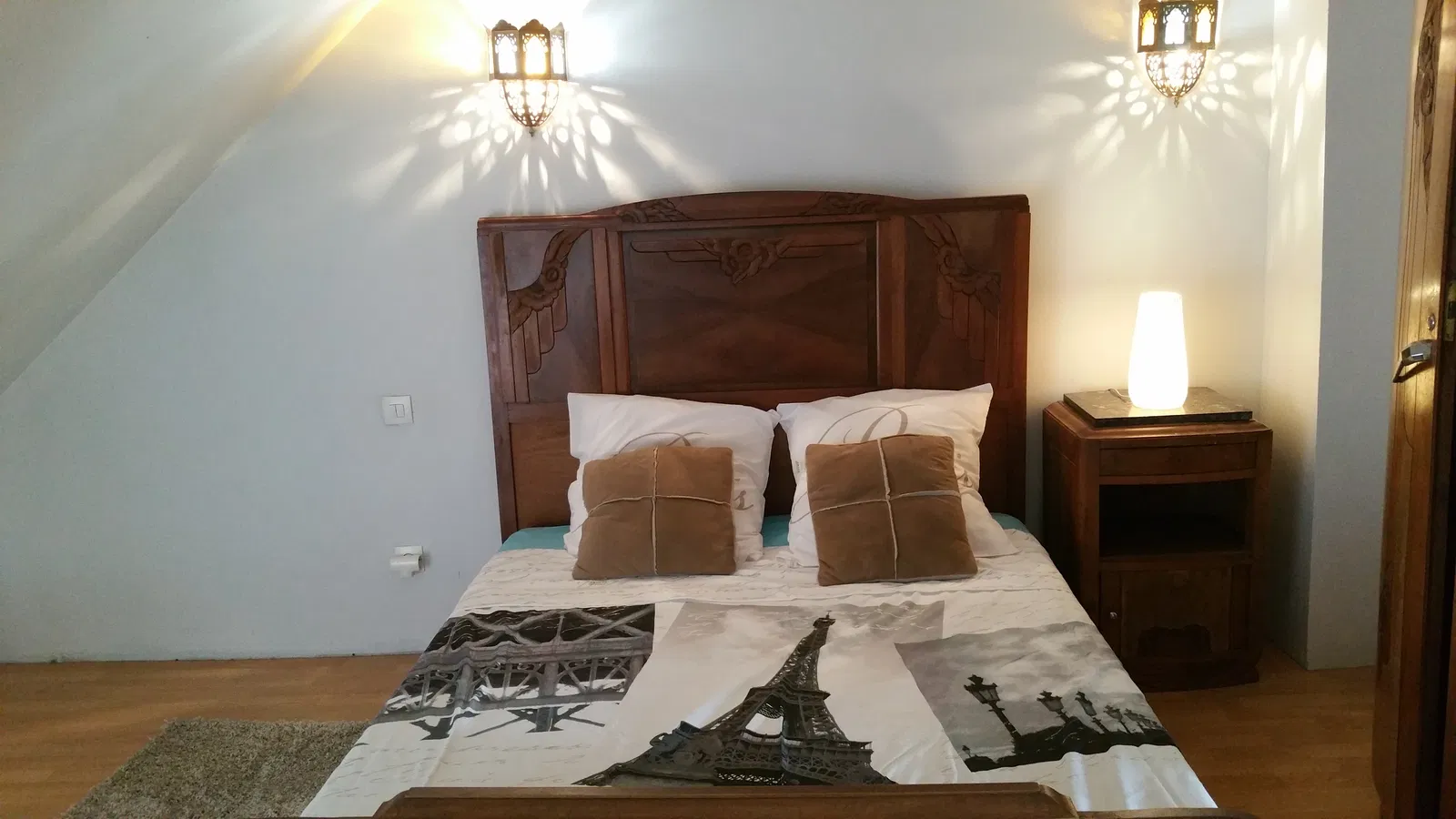 Room Route de la Chapelle in Chaingy