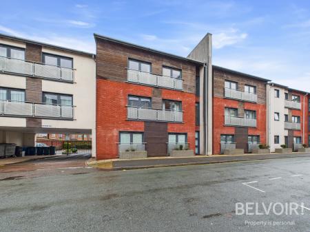 Flat Rowley Street in Stafford