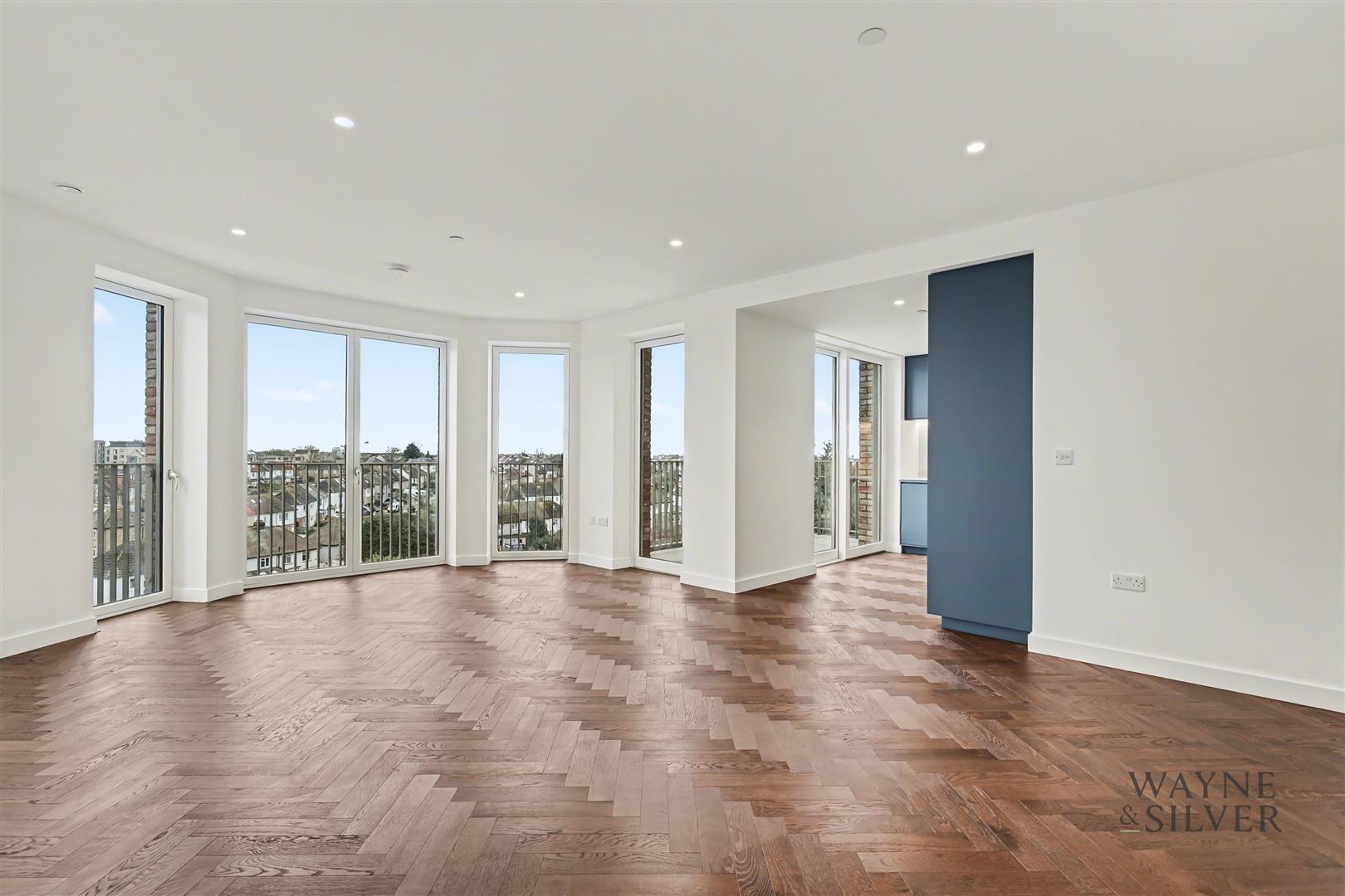 Flat Parkview Avenue in Greater London