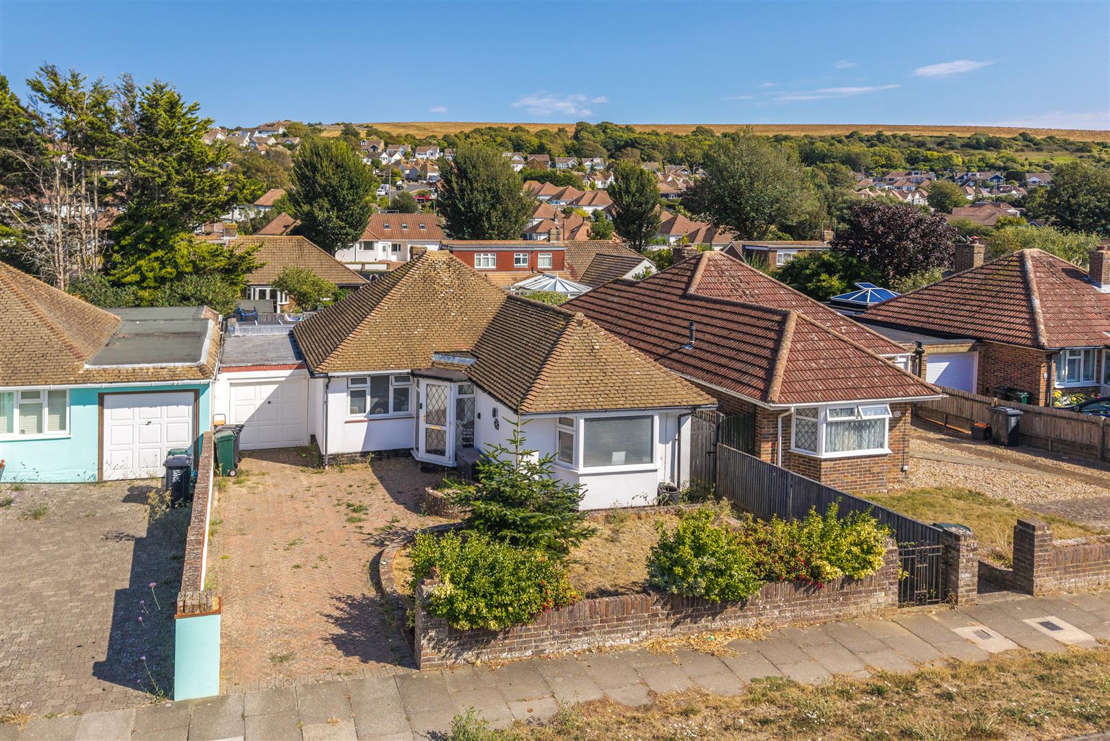 House Ridgewood Avenue in Brighton
