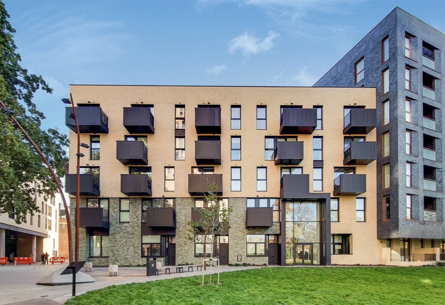 Flat Nichols Court in Chelmsford