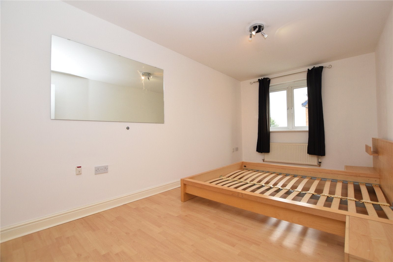 Flat Stradbroke Way in Leeds