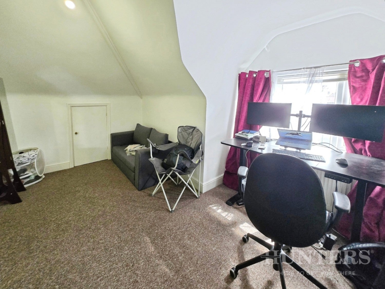 Flat Carshalton Road in Greater London