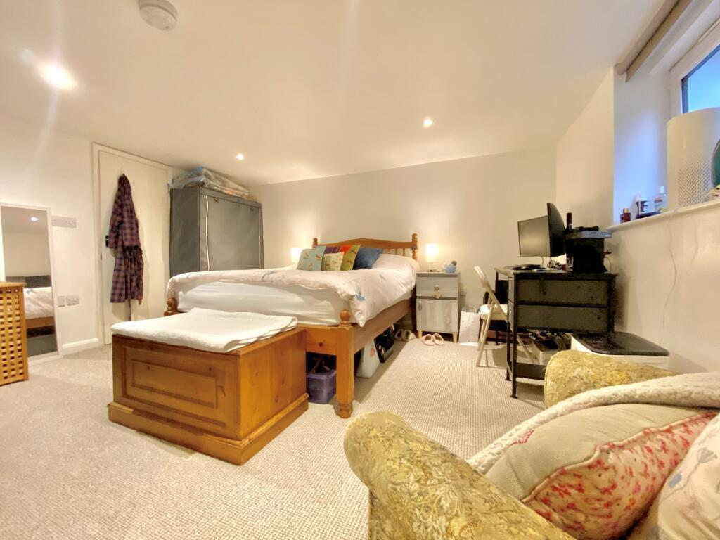 Flat Hayle Road in Maidstone