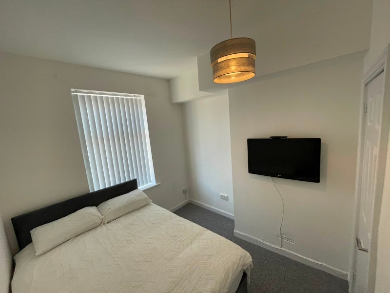 Room Rector Road in Liverpool
