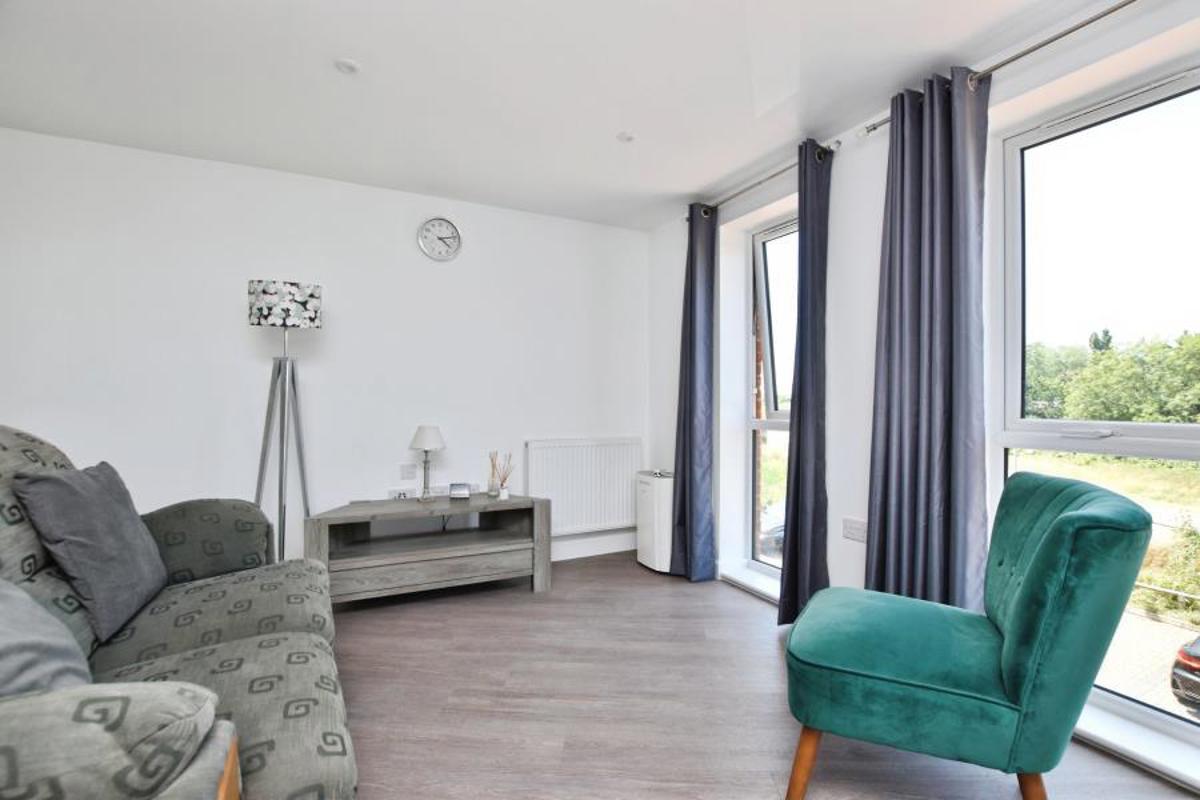 Flat Ashton Rise in Bristol