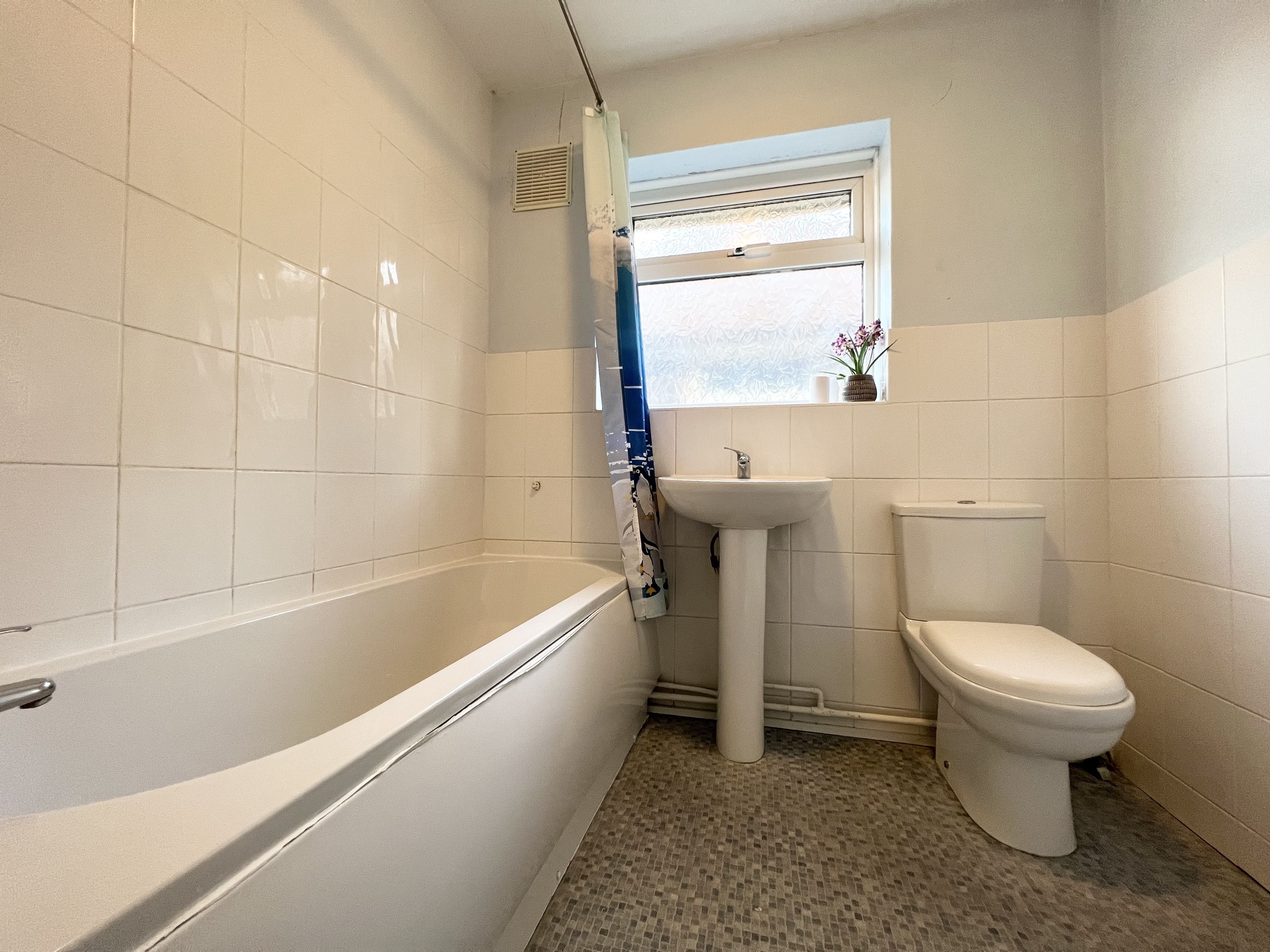 Flat Wickham Avenue in Thanet
